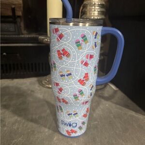 Swig Blue Tumbler with Colorful Mittens